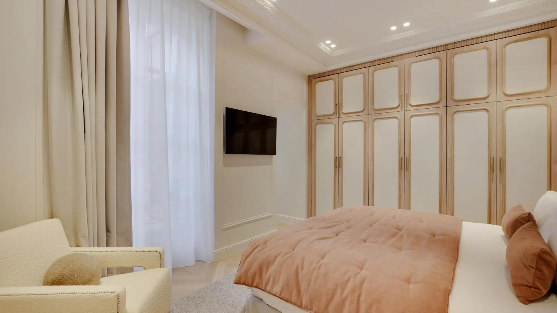 Maison Galante'S Apartments With Services In Louvre - Rue Des Dechargeurs Paris France