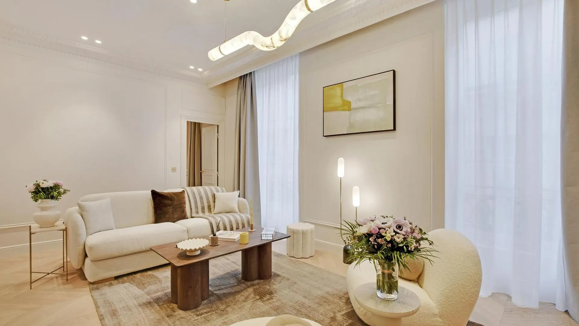 Maison Galante'S Apartments With Services In Louvre - Rue Des Dechargeurs Paris 0*,