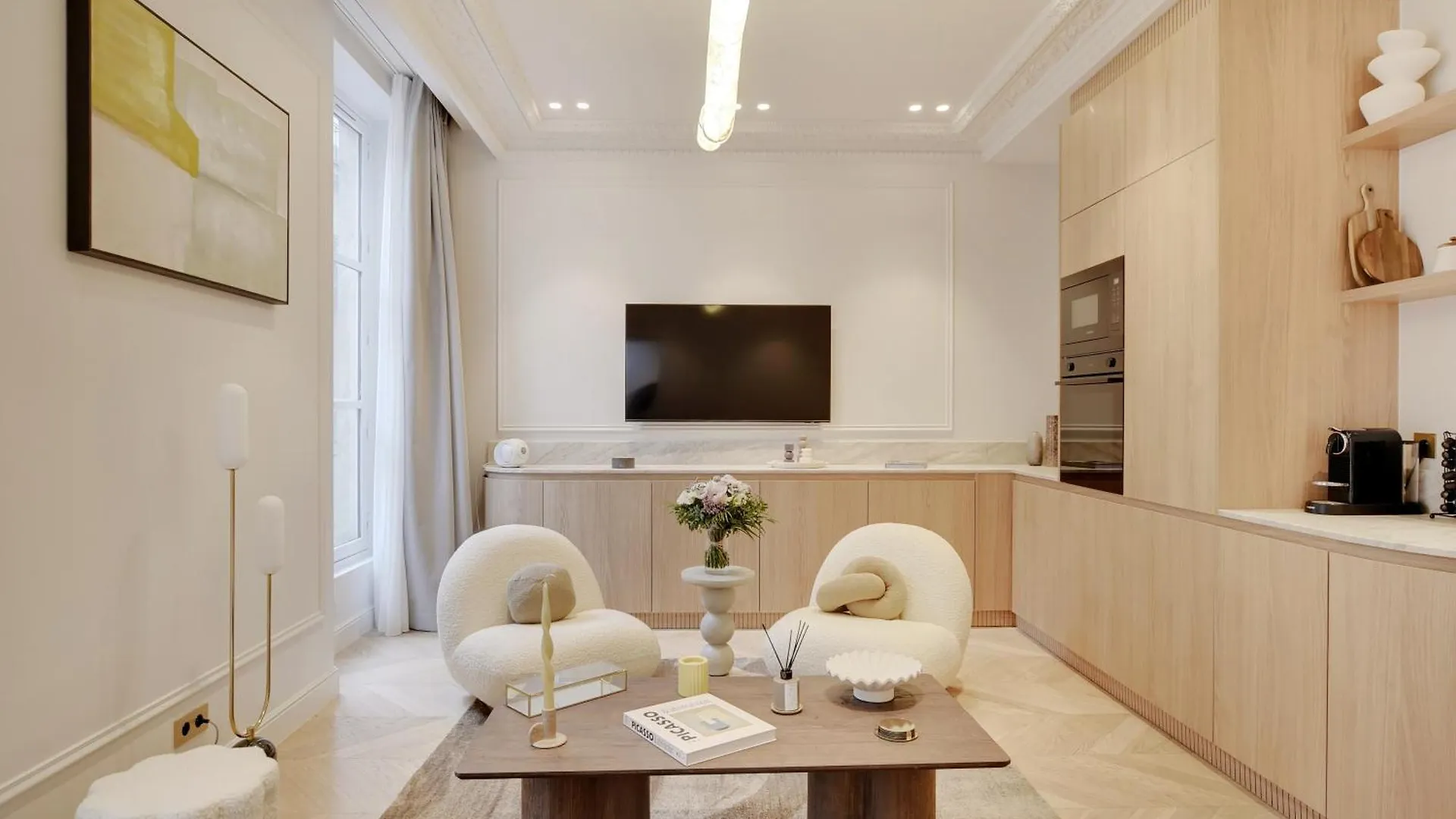 Maison Galante'S Apartments With Services In Louvre - Rue Des Dechargeurs Paris 0*,  France